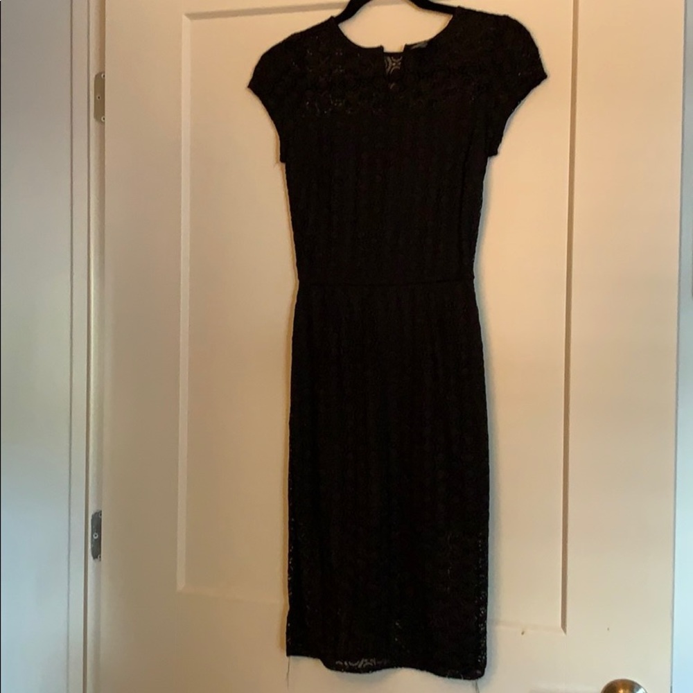 Lined lace dress